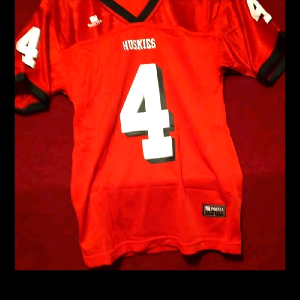 A husky jersey